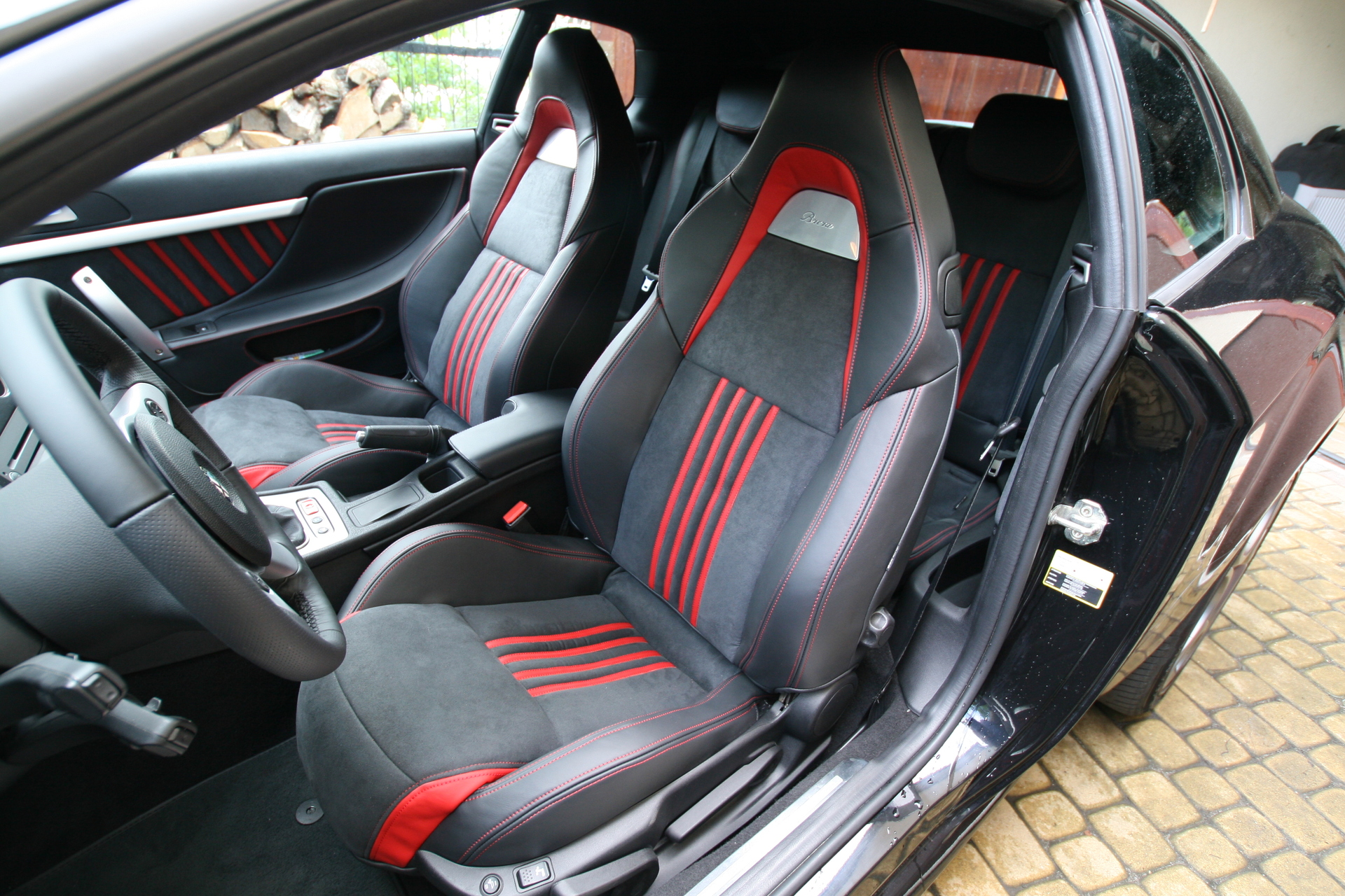 Tapicerka samochodowa Alfa Romeo Brera