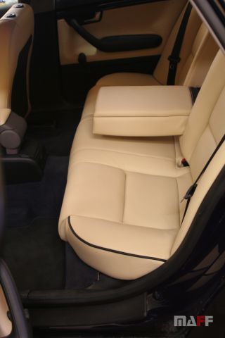 Tapicerka samochodowa Audi A4-b6 - 19
