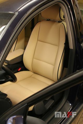 Tapicerka samochodowa Audi A4-b6 - 7