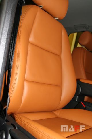 Tapicerka samochodowa Audi A4-b6 - 2