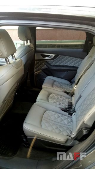 Tapicerka samochodowa Audi Q7-s-line - 6
