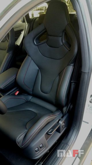 Tapicerka samochodowa Audi Rs6-c6 - 16