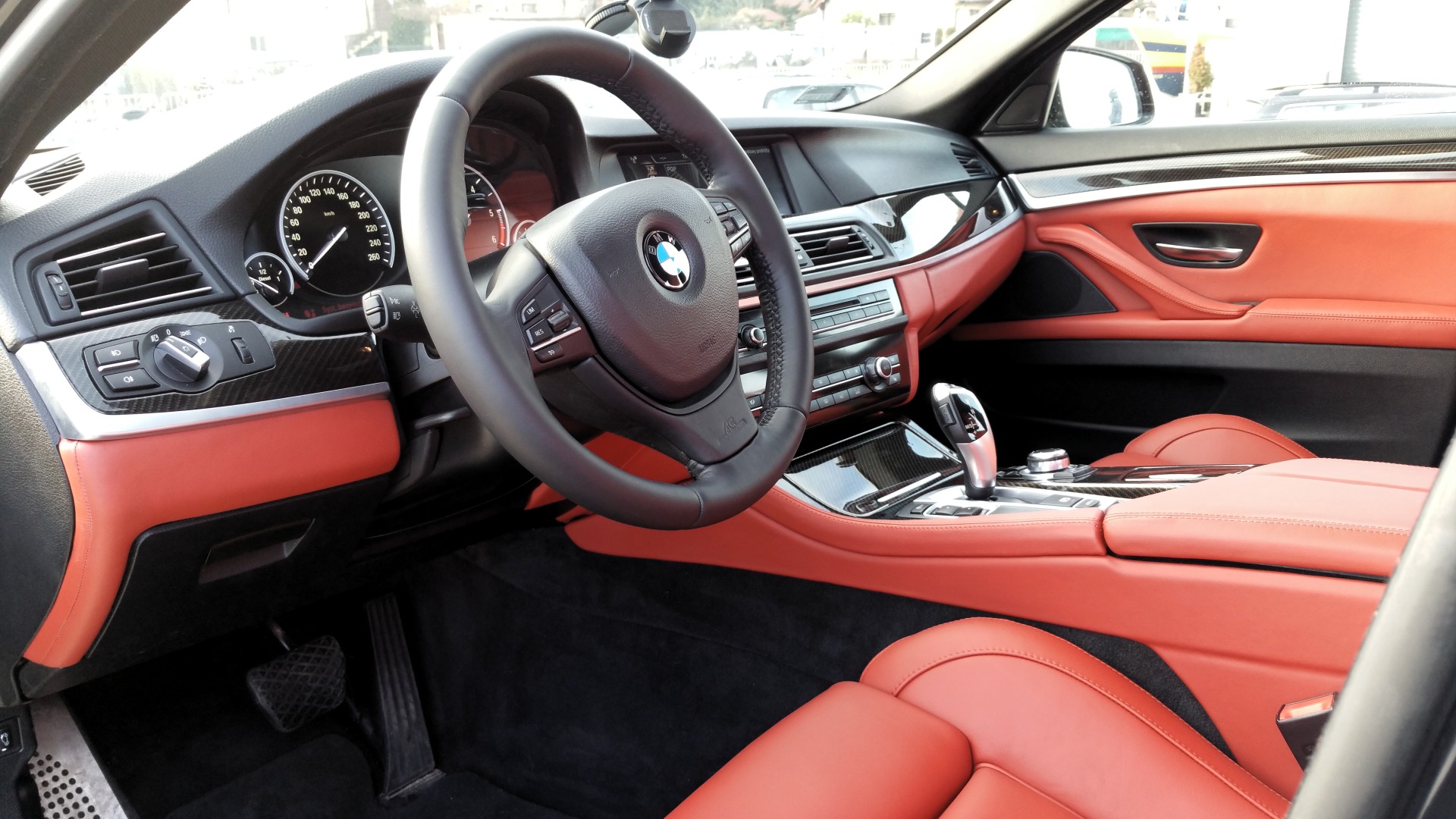 Obszycie kierownicy BMW AC SCHNIZER F10