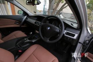 Obszycie kierownicy BMW Seria-5-e61 - 1