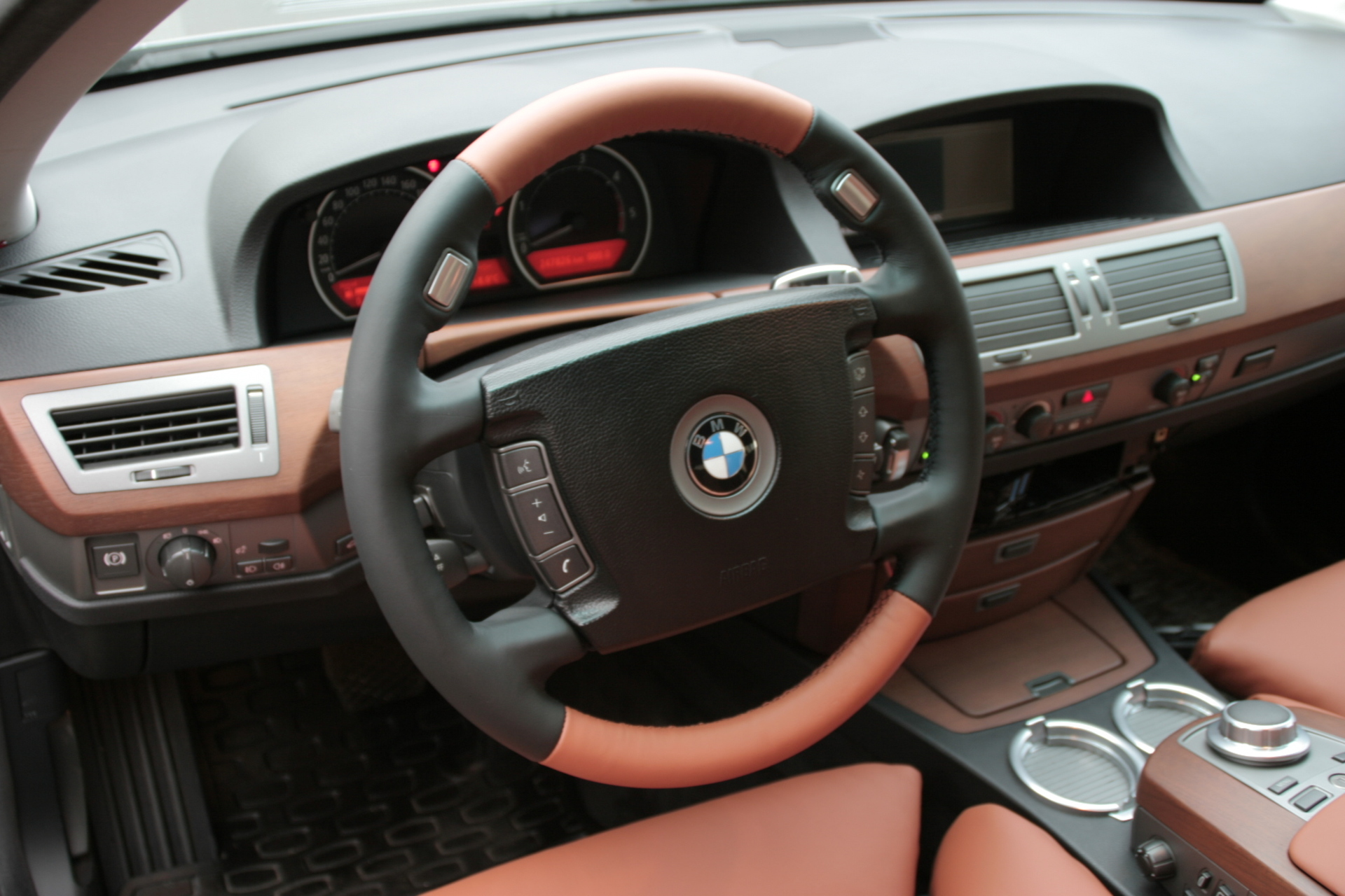 Obszycie kierownicy BMW Seria 7 E65