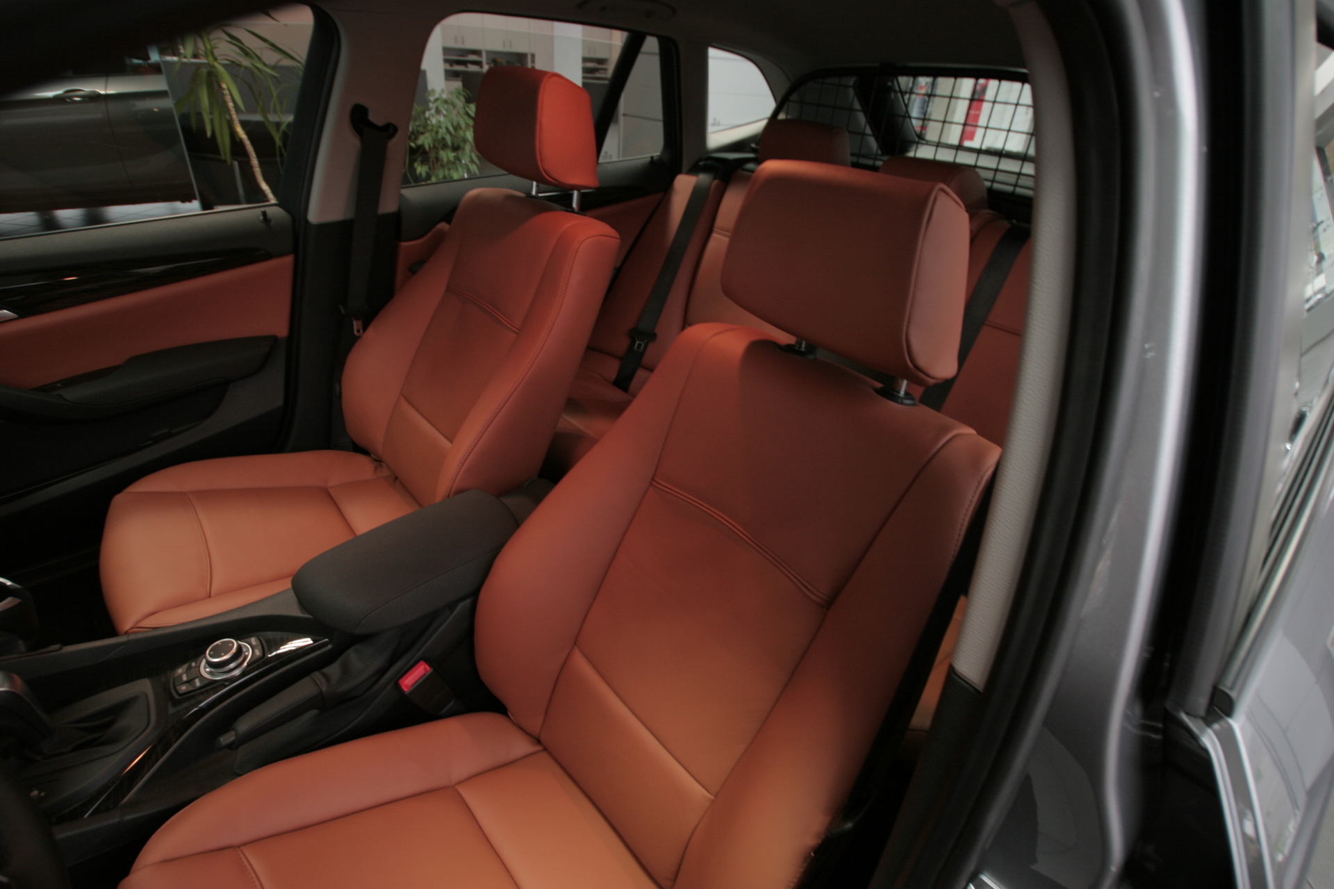 Tapicerka samochodowa BMW X1 E84