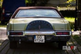 Tapicerka samochodowa Cadillac Continental-mark-4 - 13