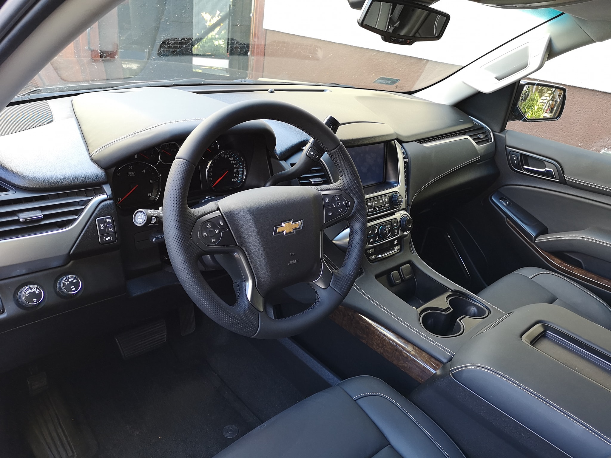 Obszycie kierownicy Chevrolet TAHOE