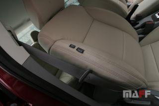 Tapicerka samochodowa Dodge Avenger - 19