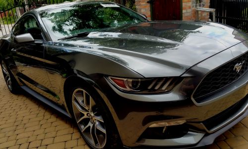 Tapicerka samochodowa Ford Mustang GT