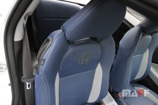 Tapicerka samochodowa Honda Cr-z - 12