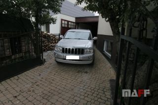 Tapicerka samochodowa Jeep 4x4-v8 - 12