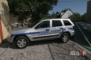 Tapicerka samochodowa Jeep 4x4-v8 - 18