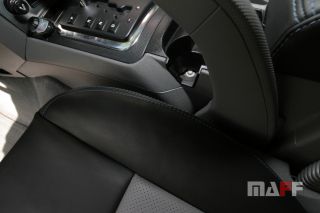 Tapicerka samochodowa Jeep 4x4-v8 - 3