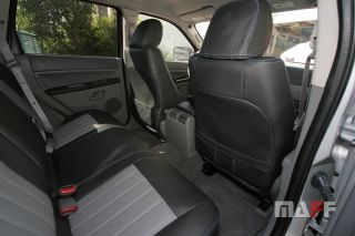 Tapicerka samochodowa Jeep 4x4-v8 - 7