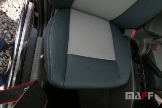 Tapicerka samochodowa Jeep 4x4-v8 - 17