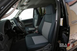 Tapicerka samochodowa Jeep 4x4-v8 - 10