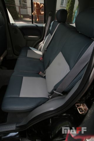 Tapicerka samochodowa Jeep 4x4-v8 - 13