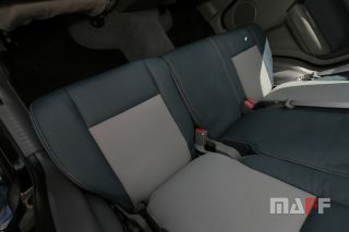 Tapicerka samochodowa Jeep 4x4-v8 - 18