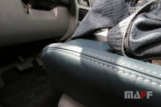 Tapicerka samochodowa Jeep 4x4-v8 - 5