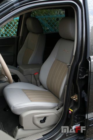 Tapicerka samochodowa Jeep Grand-cherokee - 16