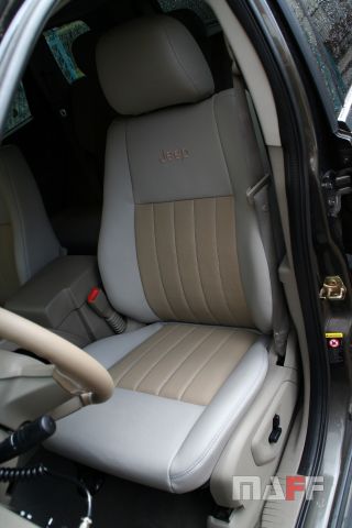 Tapicerka samochodowa Jeep Grand-cherokee - 17