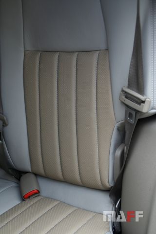 Tapicerka samochodowa Jeep Grand-cherokee - 13