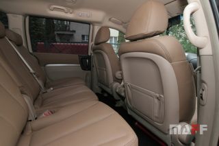 Tapicerka samochodowa Kia Carnival - 11