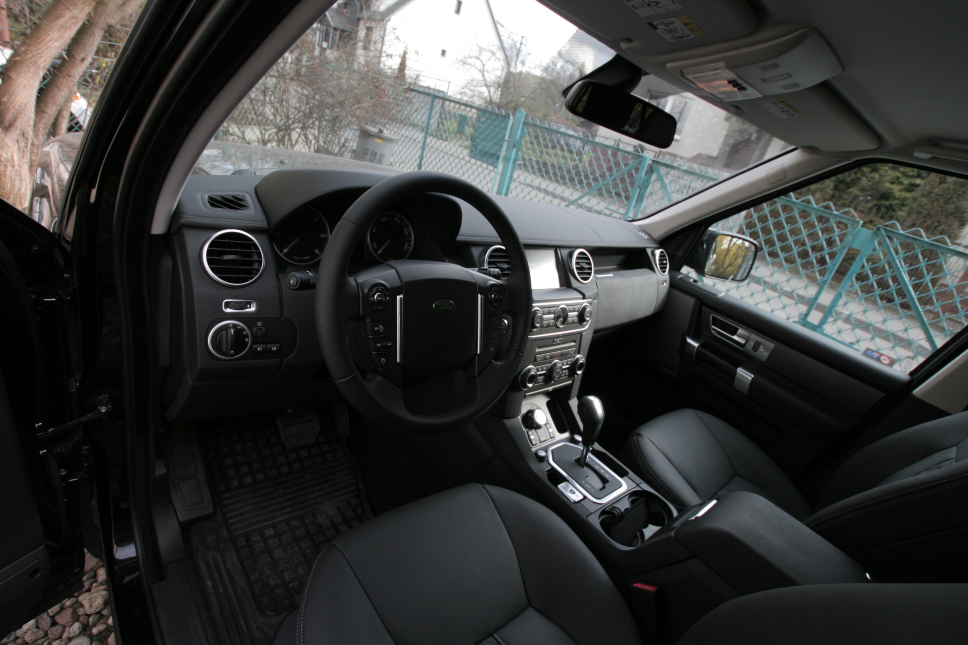 Obszycie kierownicy Land Rover Discovery 4