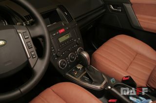 Obszycie kierownicy Land Rover Freelander-2 - 2