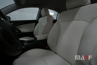 Tapicerka samochodowa Lexus Is-220 - 18
