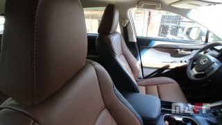 Tapicerka samochodowa Lexus Nx-300h - 12