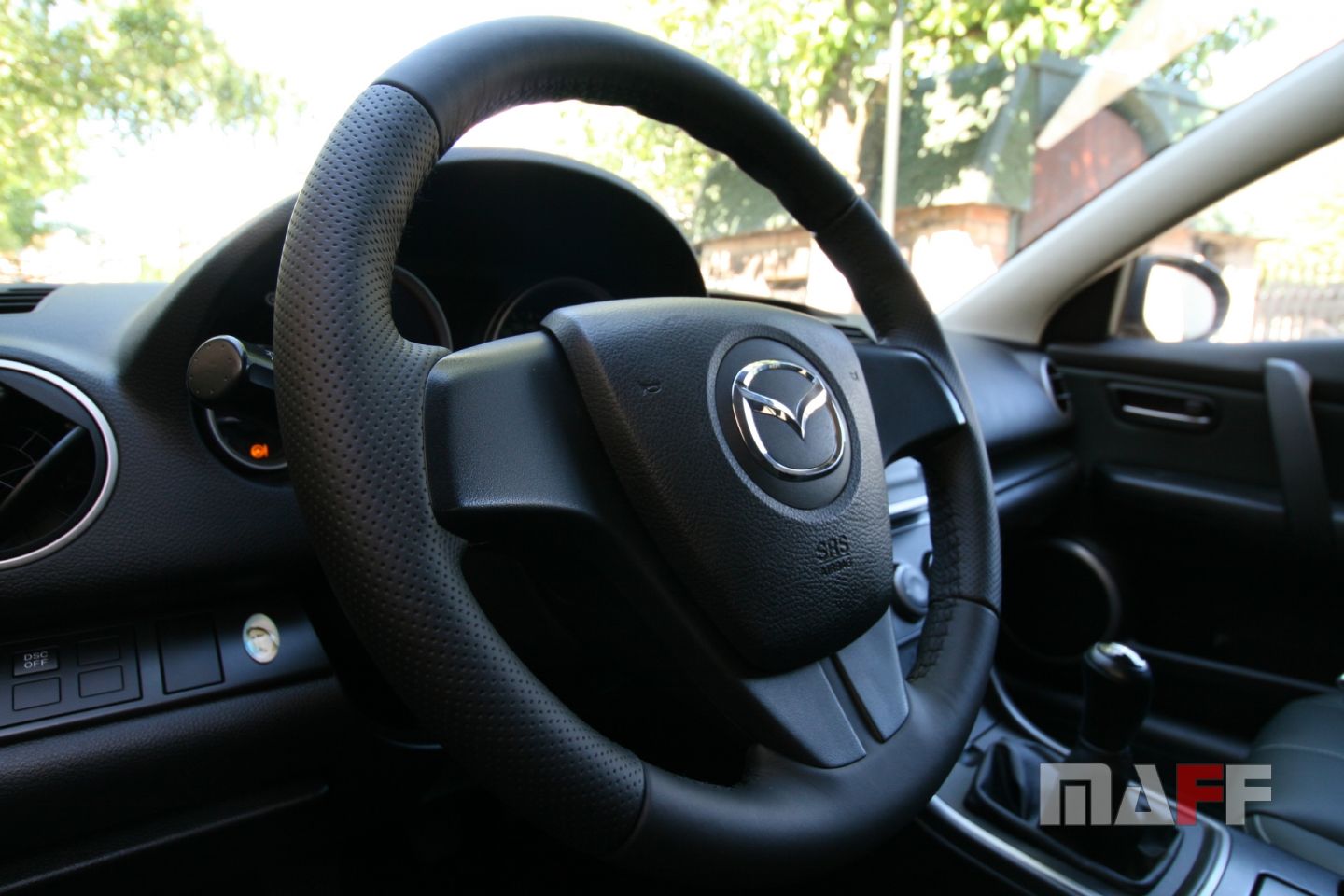 Mazda 6 Obszycie kierownicy Tapicer Maff.pl