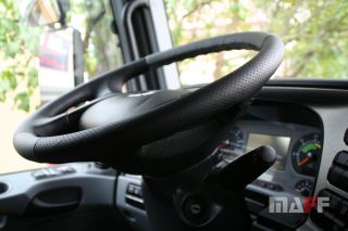 Obszycie kierownicy Mercedes-Benz Actros - 2
