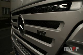 Tapicerka samochodowa Mercedes-Benz Actros - 13