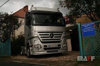 Tapicerka samochodowa Mercedes-Benz Actros - 14