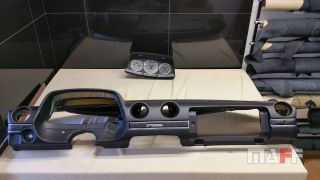 Obszycie kokpitu Mercedes-Benz W123 - 2