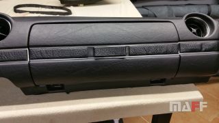 Obszycie kokpitu Mercedes-Benz W123 - 6