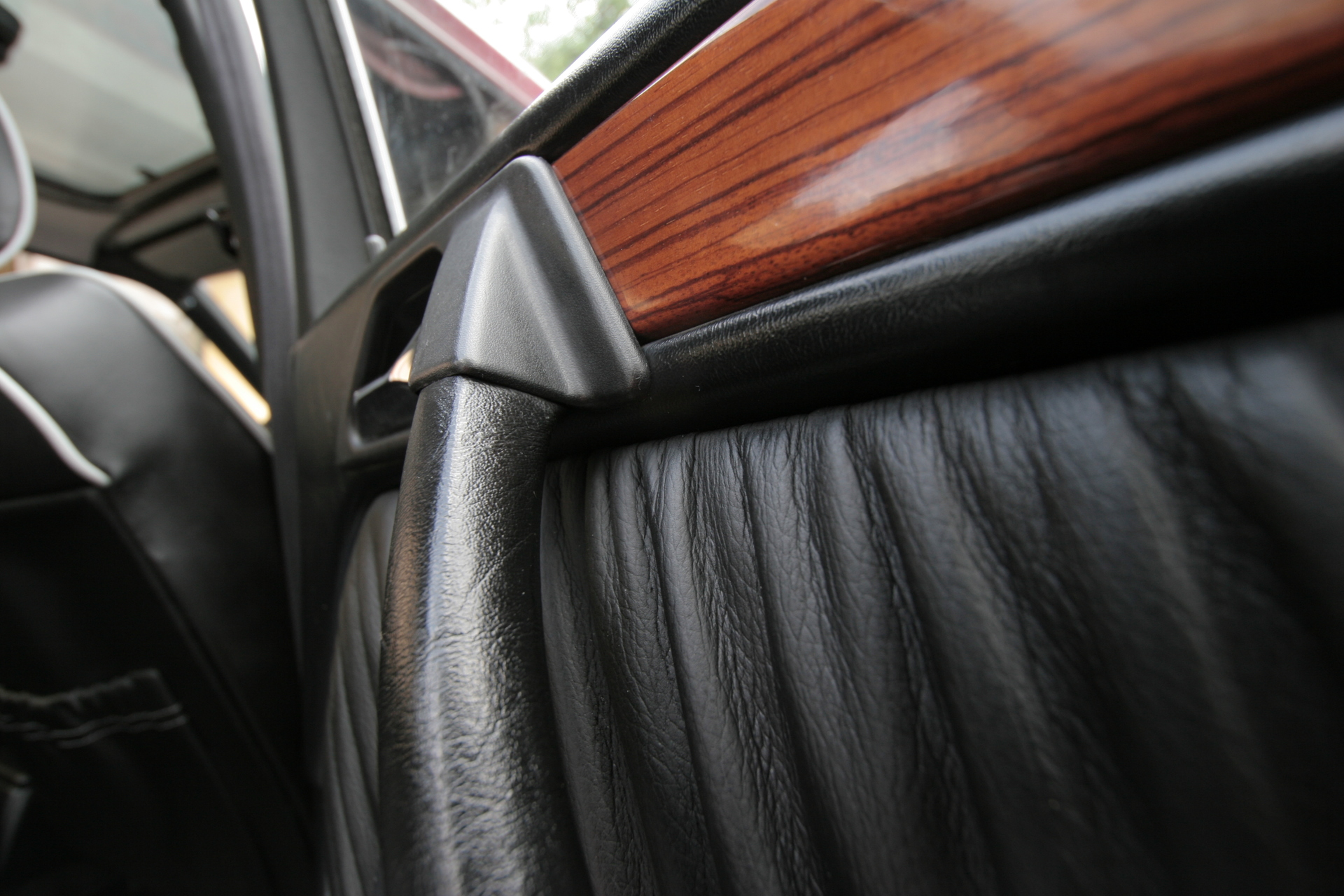 Panele drzwiowe Mercedes-Benz W124