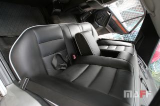 Tapicerka samochodowa Mercedes-Benz W124 - 15