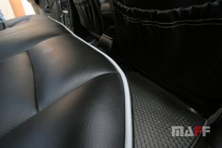 Tapicerka samochodowa Mercedes-Benz W124 - 8