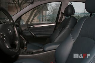 Tapicerka samochodowa Mercedes-Benz W203 - 9