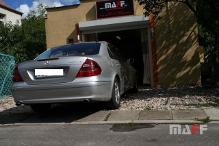 Tapicerka samochodowa Mercedes-Benz W211-amg - 15