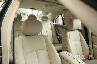 Tapicerka samochodowa Mercedes-Benz W211 - 12