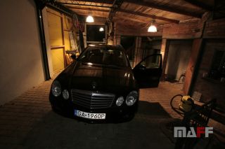 Tapicerka samochodowa Mercedes-Benz W211 - 17
