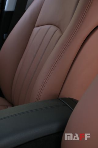Tapicerka samochodowa Mercedes-Benz W211 - 15