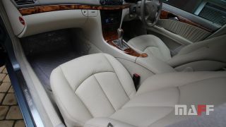 Tapicerka samochodowa Mercedes-Benz W211 - 18