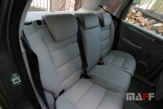 Tapicerka samochodowa Mercedes-Benz W245 - 11