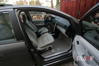 Tapicerka samochodowa Mercedes-Benz W245 - 14