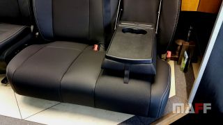 Tapicerka samochodowa Mercedes-Benz W447 - 20